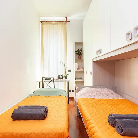 Appartamento Stazione - Ariel - Luminoso Con Terrazzo Fino A 6 Posti Letto