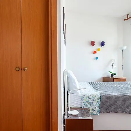 Stazione - Ariel - Luminoso Con Terrazzo Fino A 6 Posti Letto Milaan