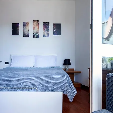 Stazione - Ariel - Luminoso Con Terrazzo Fino A 6 Posti Letto Appartement